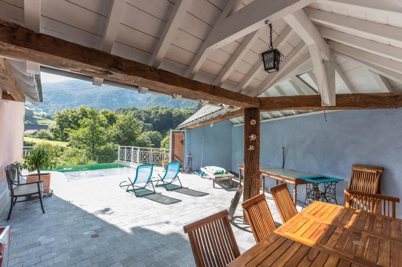 Maison Ainerak Gite A Sainte Engrace La Pierre Saint Martin Buitenkant foto